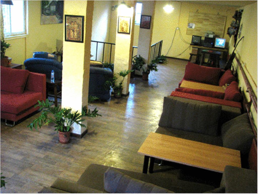 P.Loft Youth Hostel Пекин Экстерьер фото