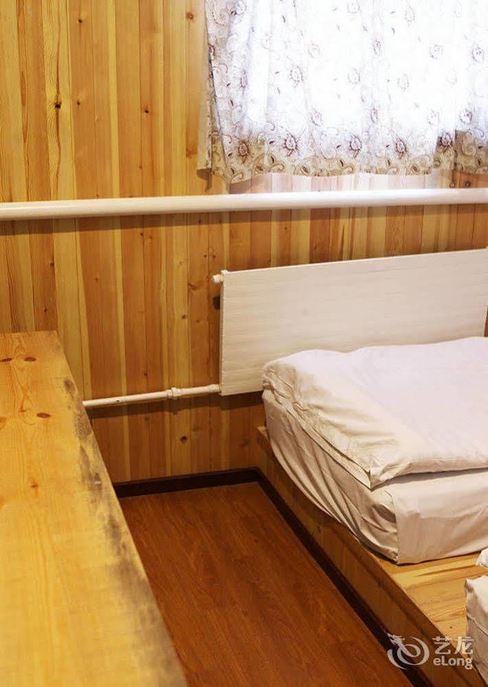 P.Loft Youth Hostel Пекин Экстерьер фото